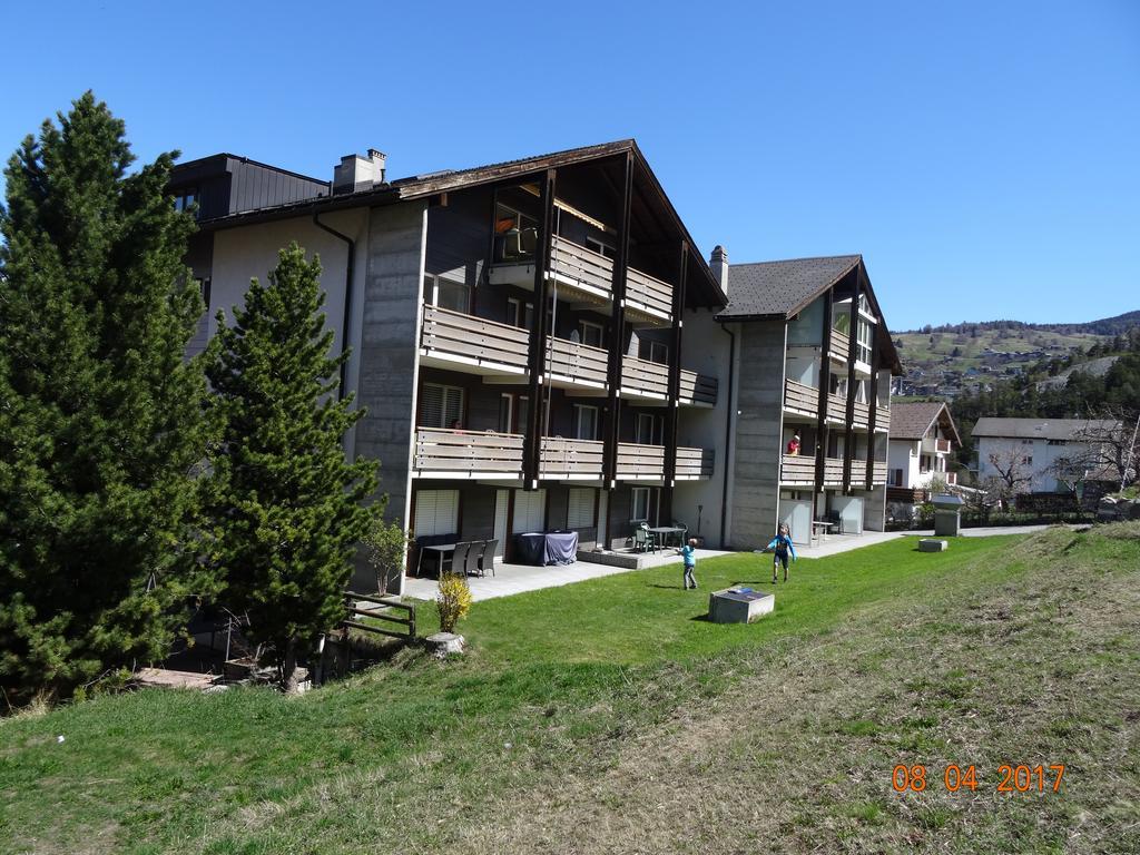 Haus Montanara Unterbäch Exterior foto